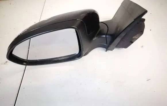 Front door electric wing mirror