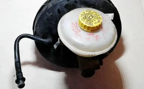 Audi A4 S4 B5 8D Brake booster 8D0612105A