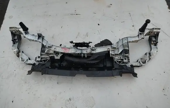 Ford Transit - Tourneo Connect Radiator support slam panel