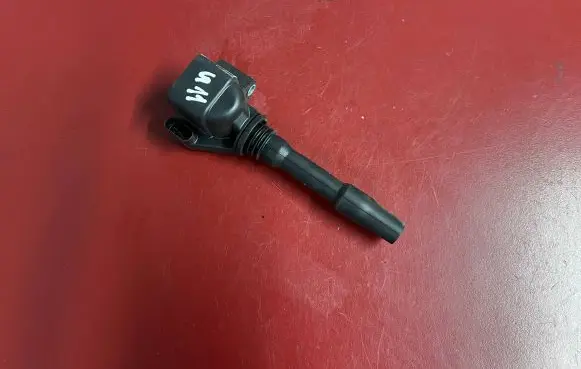 BMW X1 U11 High voltage ignition coil 9453464