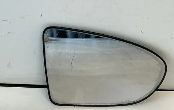 Nissan Qashqai Wing mirror glass 3001844