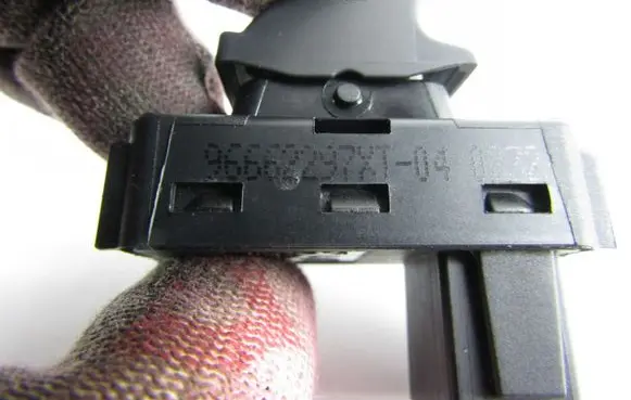 Peugeot 3008 I Electric window control switch 96662297XT04