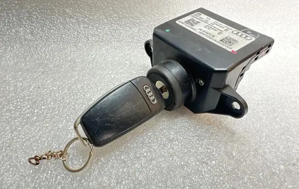Audi A6 S6 C6 4F Ignition lock 4F0909131E 4F0910131E