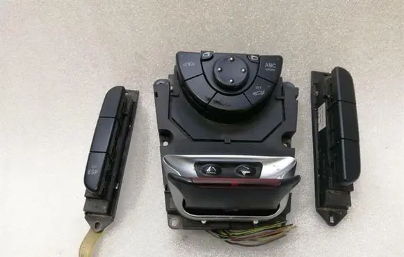 Mercedes-Benz SL R230 A set of switches A2308213751