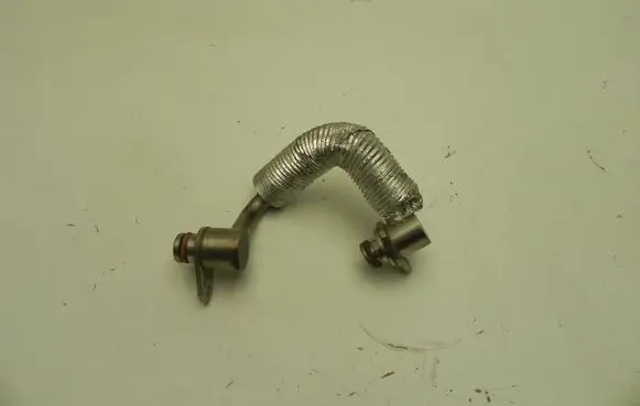 BMW 3 F30 F35 F31 Oil fill pipe 7588936 VD7738