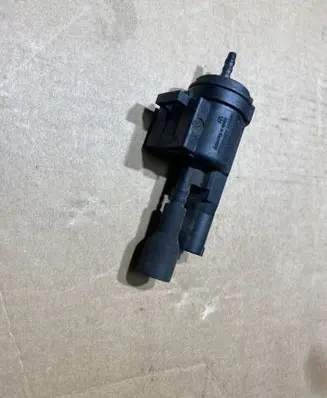 Mercedes-Benz Sprinter W906 Vacuum valve 0025407097