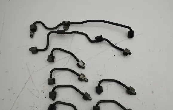 Mercedes-Benz ML W164 Fuel injector supply line/pipe 