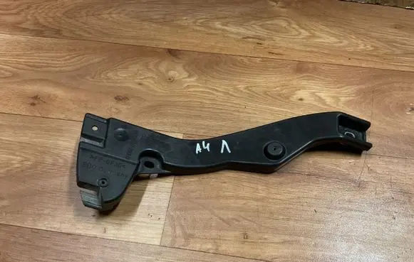 Audi A4 S4 B7 8E 8H Front bumper mounting bracket 8E0807203B