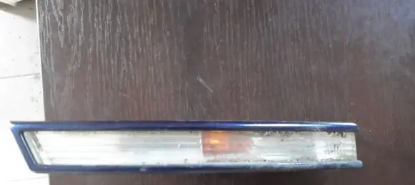 Volkswagen PASSAT B6 Front indicator light