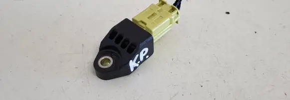 Toyota RAV 4 (XA30) Airbag deployment crash/impact sensor 8983142010 70241CY