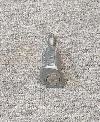 Volkswagen Golf VII Front door lock (next to the handle) 5G0837167 5G0837168