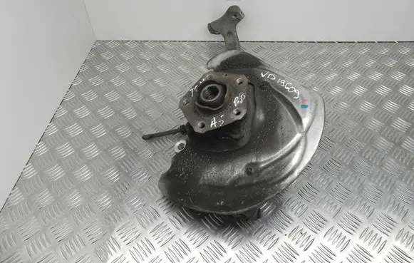 Audi A4 S4 B9 Front wheel hub 8W0407560 VD19609