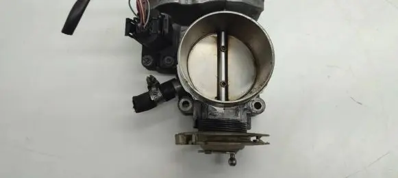 Audi A6 S6 C5 4B Throttle valve 078133063AG