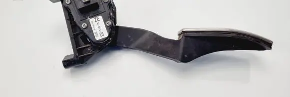 Opel Zafira B Accelerator throttle pedal 13125115 6PV00811402