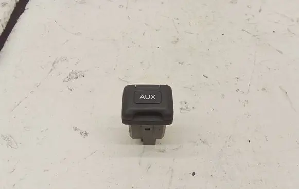 Honda Accord AUX in-socket connector M34736
