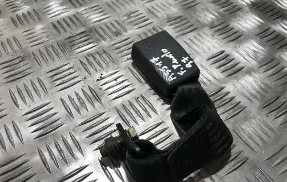 Fiat Punto (176) Rear seatbelt buckle b237 221096