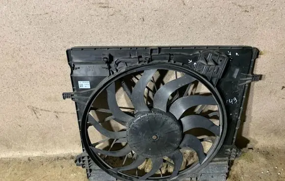 Mercedes-Benz GLE (W166 - C292) Radiator cooling fan shroud A0999064000