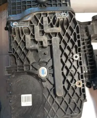 Battery tray