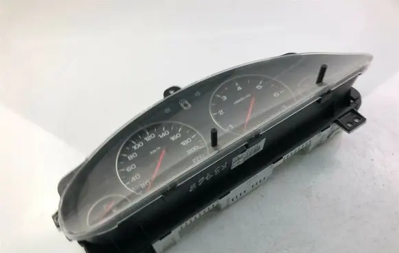 Subaru Legacy Speedometer (instrument cluster) 85013AE201 K3768