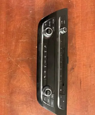 BMW 5 G30 G31 Climate control unit 6834435 11419110 17B041HH0200