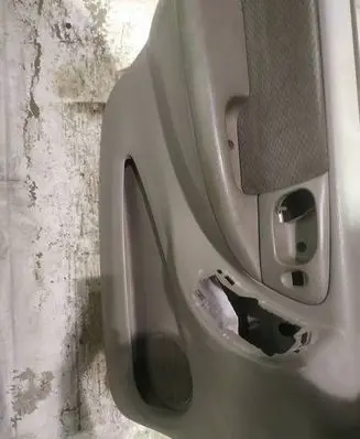 Chrysler Grand Voyager IV Front door card panel trim