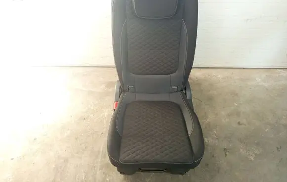 Rear seat