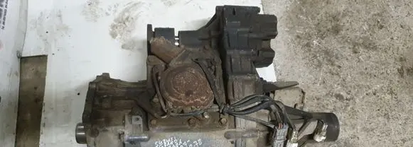 Suzuki Grand Vitara II Gearbox transfer box case M7A26105