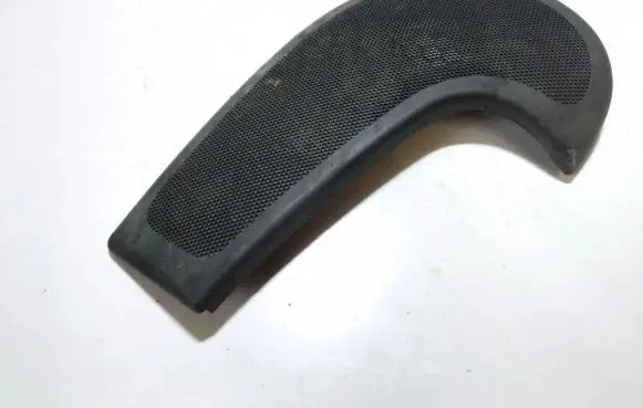 Side speaker trim/cover