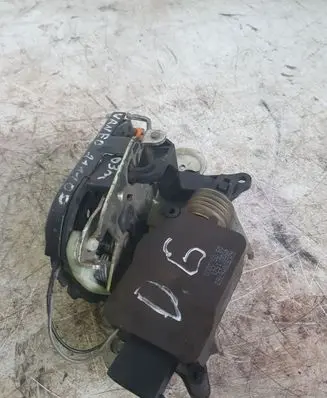 Mercedes-Benz Vaneo W414 Rear door lock