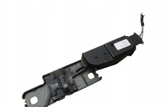 Audi Q5 SQ5 Tailgate lock loop/hook striker 
