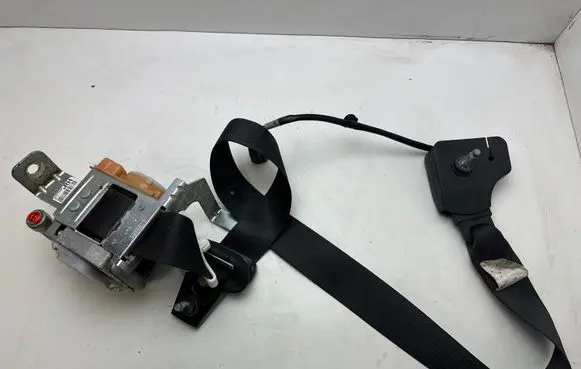 Ford Mustang V Front seatbelt 2030793AF