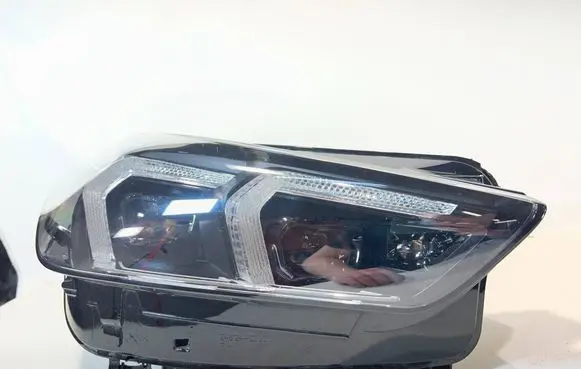 BMW X1 U11 Headlight/headlamp 5A9A228