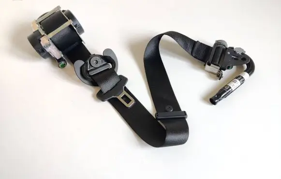 BMW X5 F15 Front seatbelt 7343634