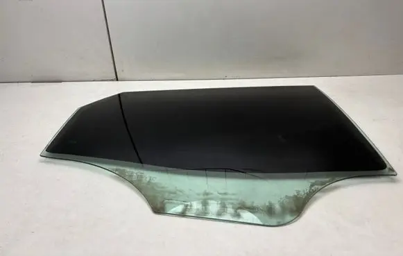 Seat Ibiza IV (6J,6P) Rear door window glass