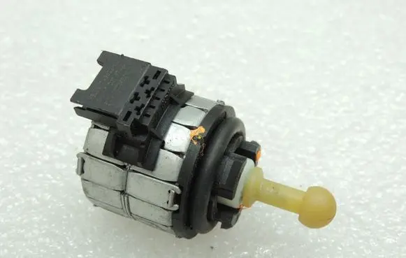 BMW 5 F10 F11 Headlight level adjustment motor 7207574 63117207574
