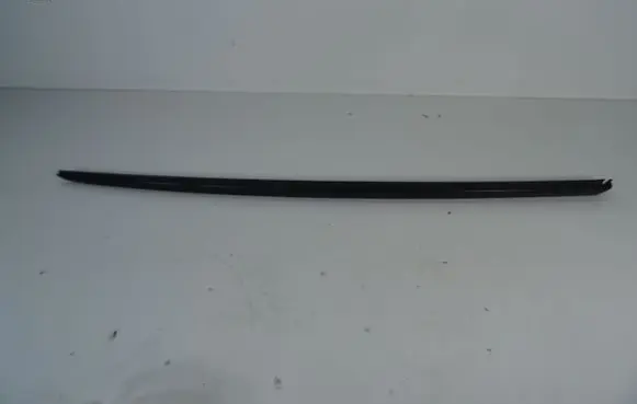 Audi Q8 Windshield trim 4M8854328