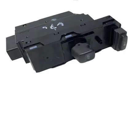 Volvo V70 Electric window control switch 8673187