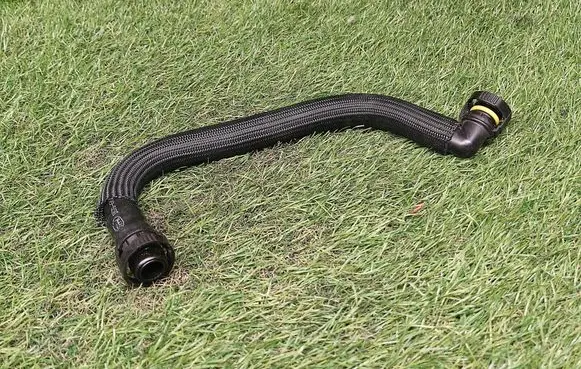 Ford Fusion II Intercooler hose/pipe DS7G6K817CA