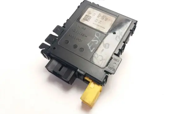 Volkswagen PASSAT B6 Steering angle sensor 3C0953549J 05113840
