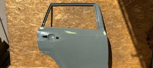 Toyota RAV 4 (XA50) Rear door P0172P9
