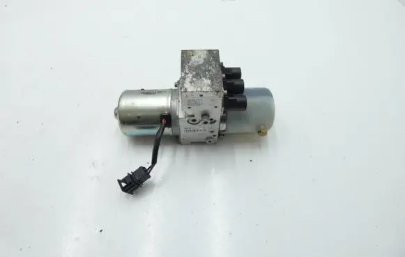 Volkswagen Eos Convertible roof hydraulic pump 1Q0871789E
