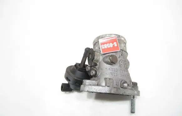 Audi A4 S4 B6 8E 8H Throttle valve 8E0145950C 21610