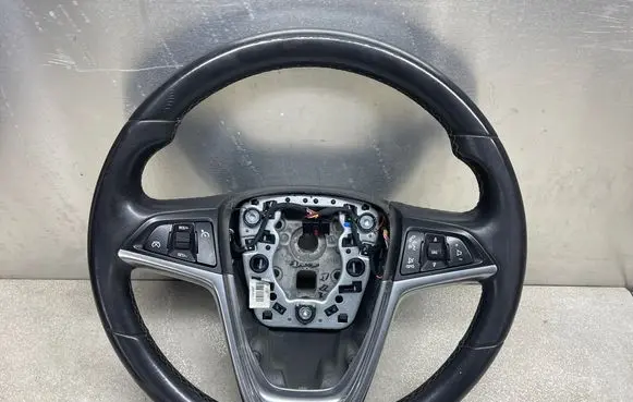 Opel Insignia A Steering wheel 13316547