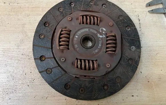 Citroen C3 Clutch pressure plate 9653035580