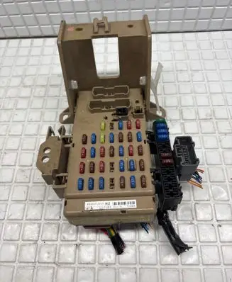 Subaru XV I Fuse module 82201FJ010