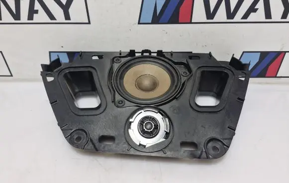 BMW 3 G20 G21 Dash center speaker trim cover 2622545