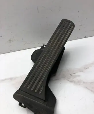Volkswagen Golf V Accelerator throttle pedal 1K2721503M 6PV00874500