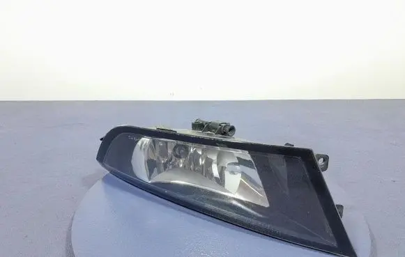 Skoda Fabia Mk3 (NJ) Front fog light 6V0941700A