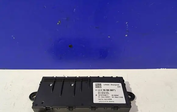 Mercedes-Benz ML W166 Air suspension control unit module (rear) A1669003607 A1669015400