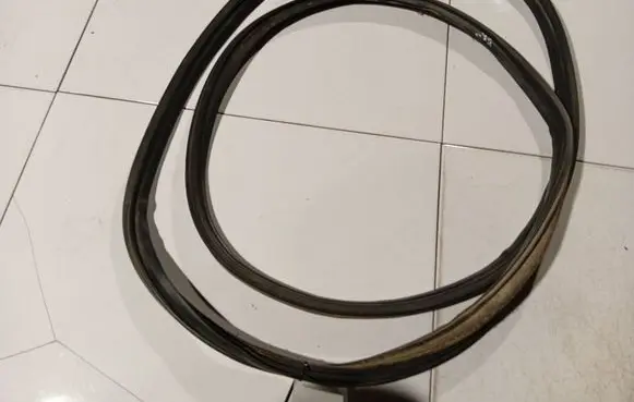 KIA Sportage Trunk rubber seal (body) 